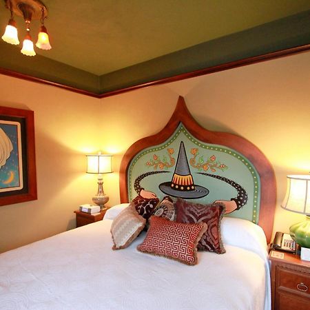 Hotel McMenamins Kennedy School Portland Exterior foto
