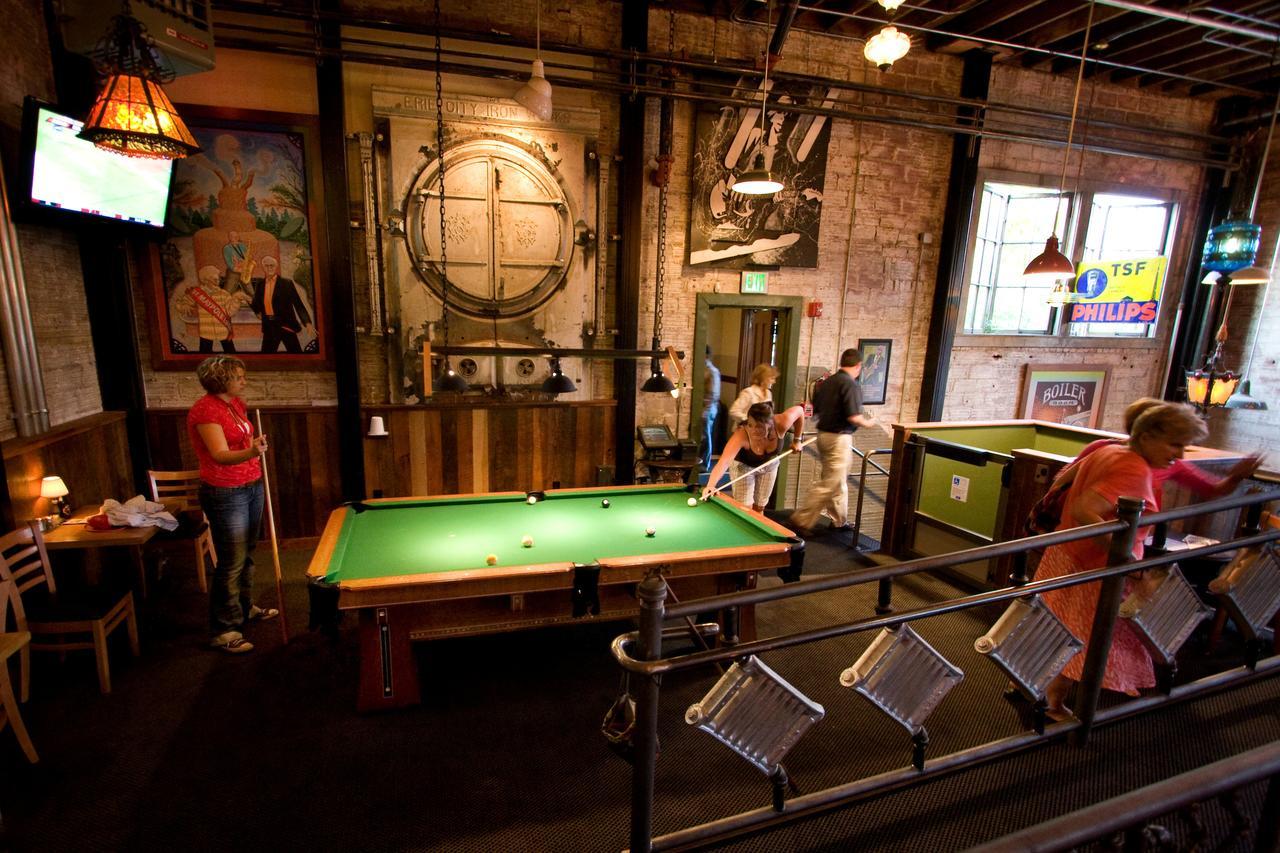 Hotel McMenamins Kennedy School Portland Exterior foto